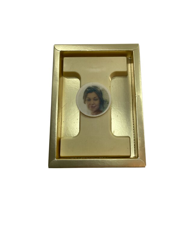 Chocolade letter I met foto of logo