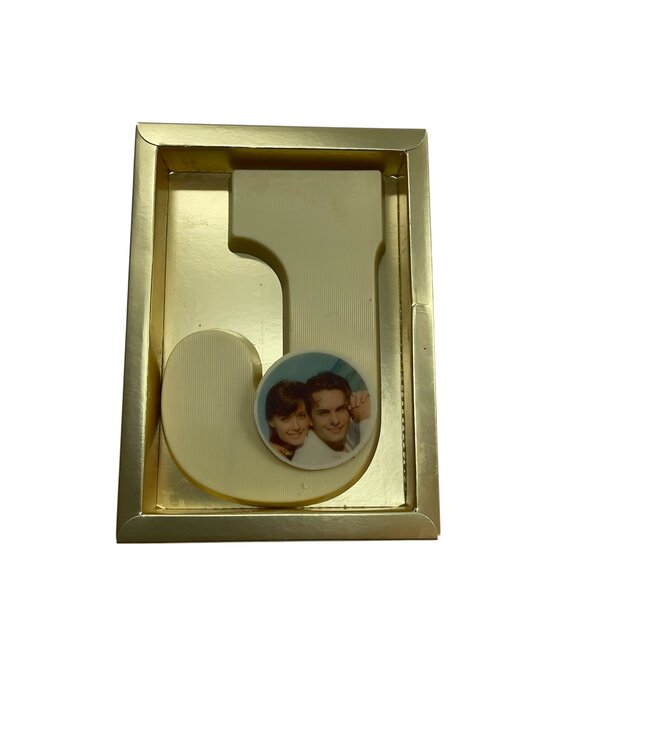 Chocolade letter J met foto of logo