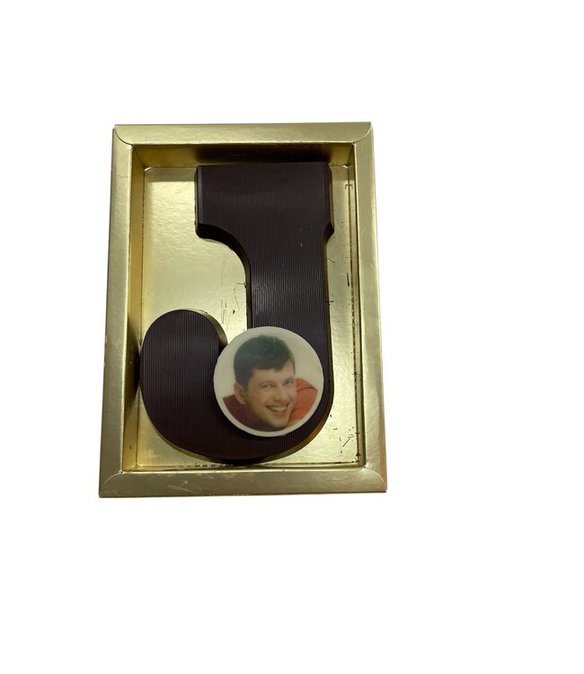Chocolade letter J met foto of logo