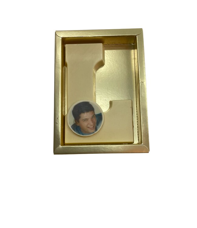 Chocolade letter L met foto of logo