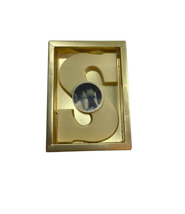 Chocolade letter S met foto of logo