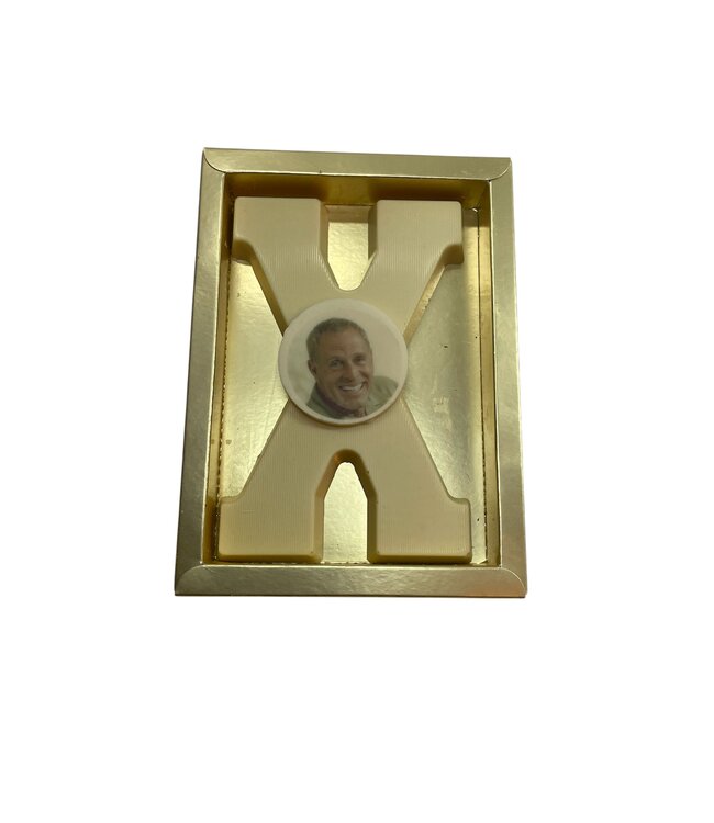 Chocolade letter X met foto of logo