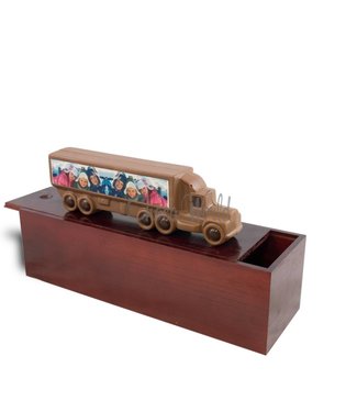 Chocolade vrachtwagen met foto logo garage