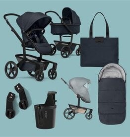 Joolz Joolz Day 5 Essential bundel Set € 1.673,75   zitje, wieg, autostoel adapters, voetenzak, bekerhouder, regenhoes & luiertas   Dark Navy BLue