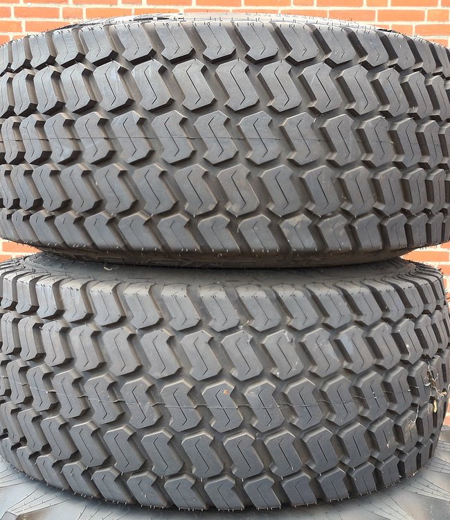 John Deere gazonbanden set achter met velgen