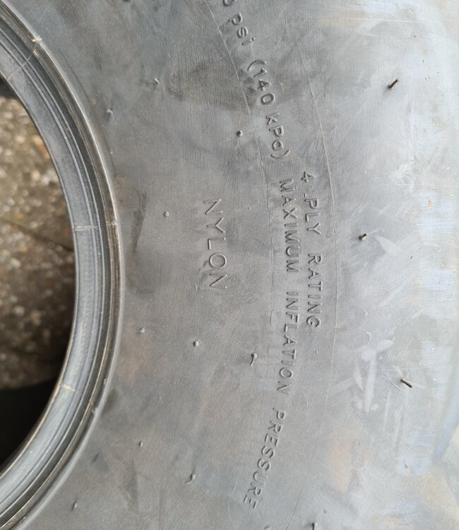 Buitenband 25x13.00-9