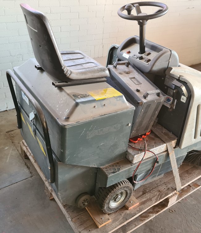 Comac CS 70 B opzitveegmachine