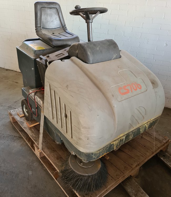Comac CS 70 B opzitveegmachine