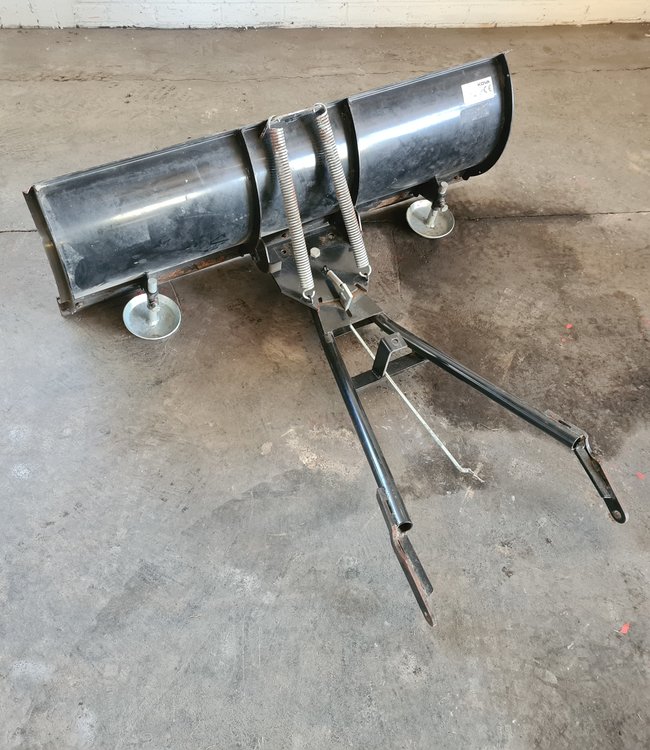 Gebruikte Stiga P1205 sneeuwschuif