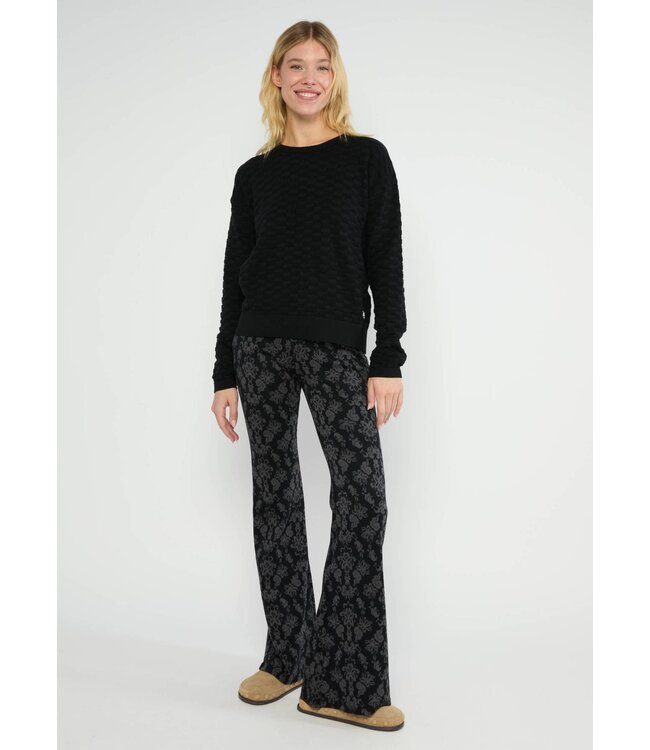 On a winters day Flared - princess tapestry black