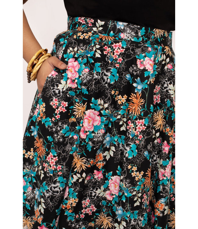 Umi Skirt - Black