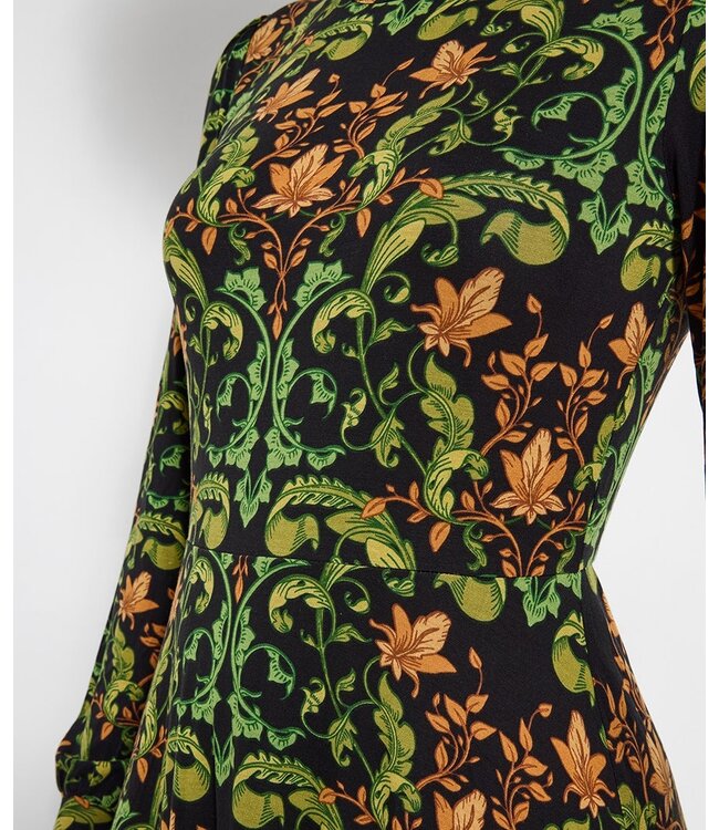 Elegant Trailing Leaves Jersey Dress