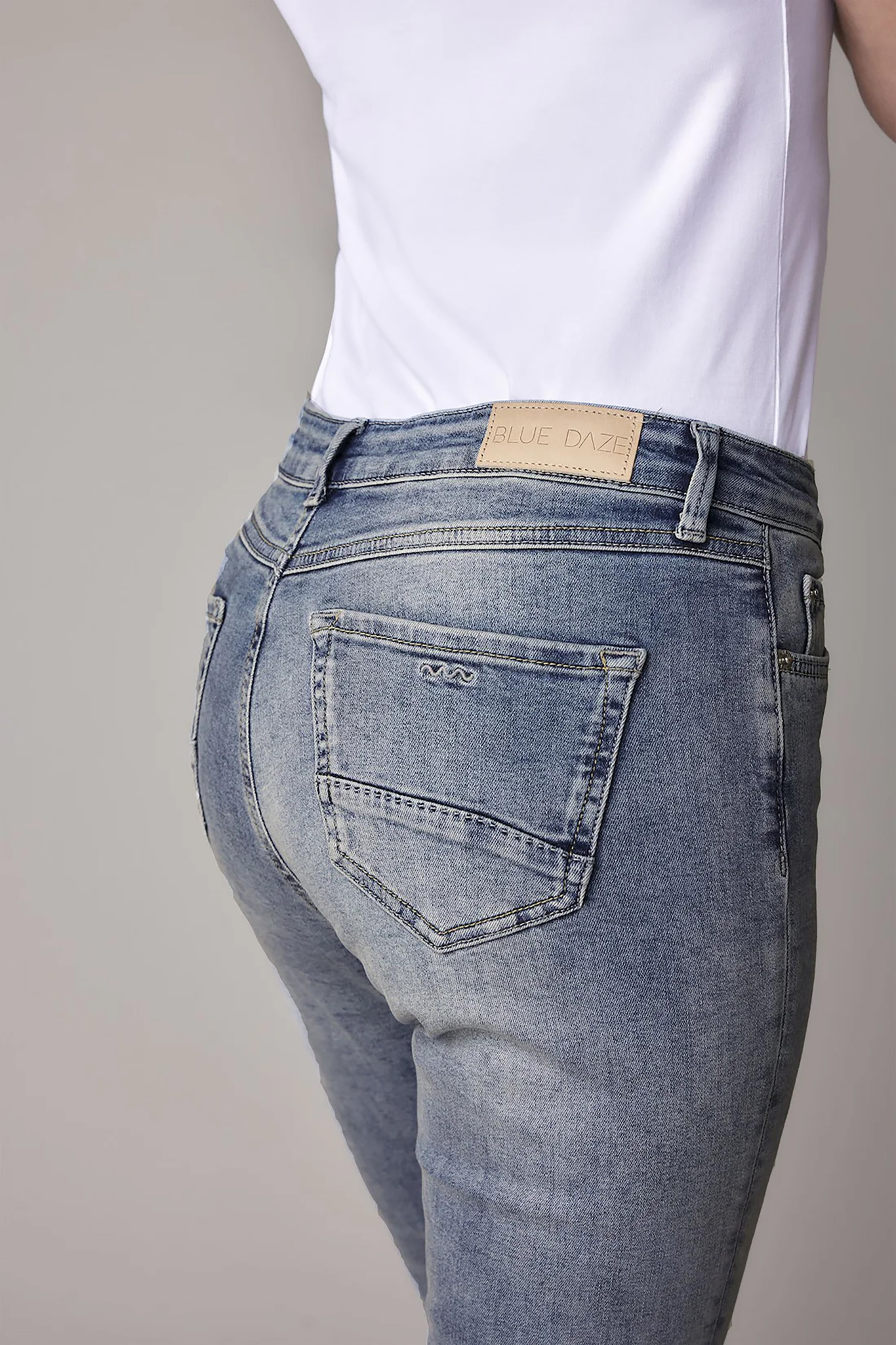 https://cdn.webshopapp.com/shops/223274/files/424009820/file.jpg