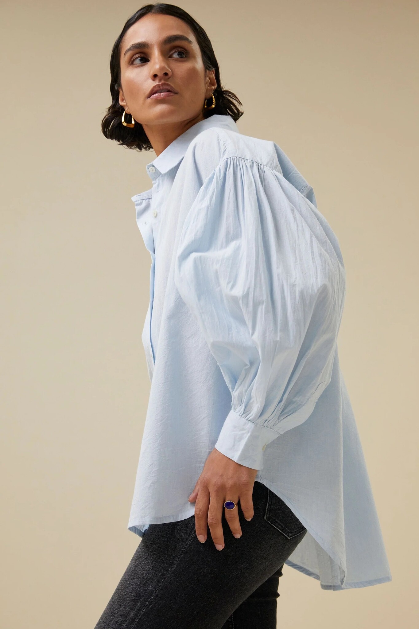 https://cdn.webshopapp.com/shops/223274/files/436036089/file.jpg
