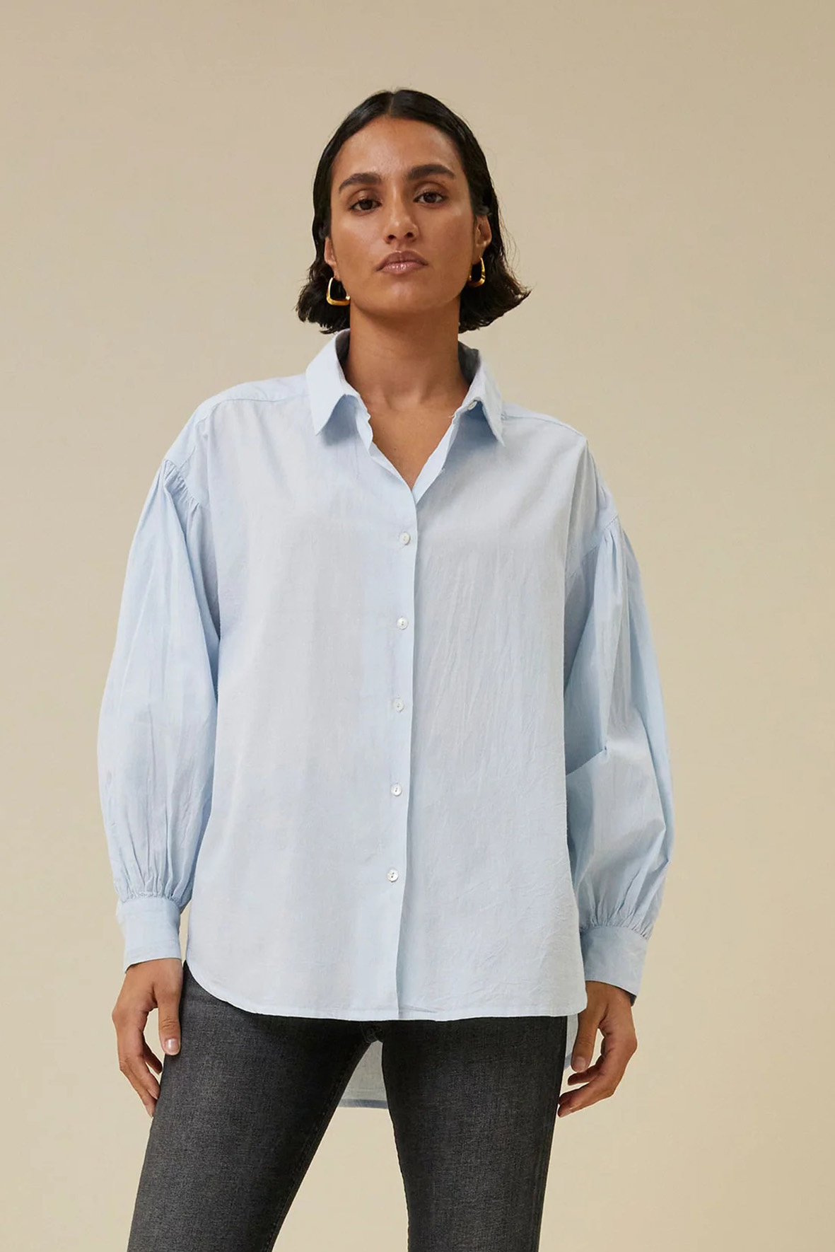https://cdn.webshopapp.com/shops/223274/files/436036110/file.jpg