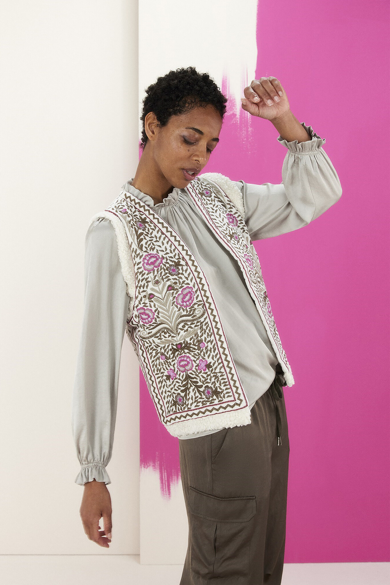 https://cdn.webshopapp.com/shops/223274/files/444709411/file.jpg