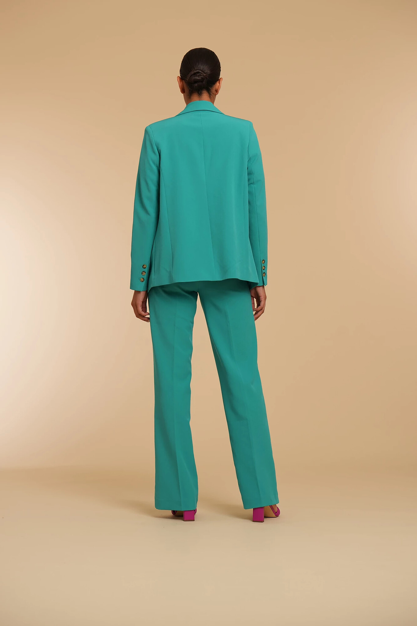 https://cdn.webshopapp.com/shops/223274/files/449560915/file.jpg