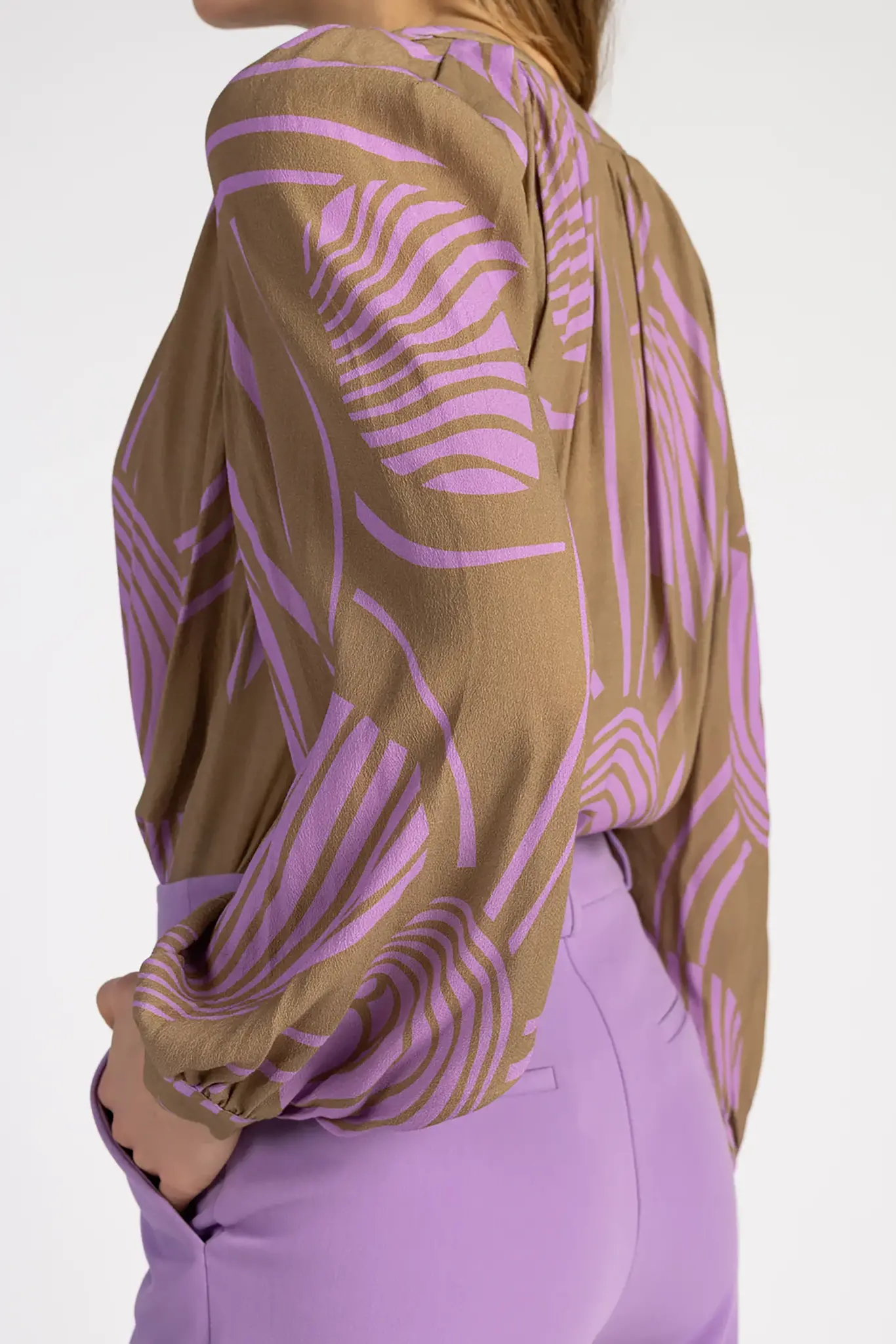 https://cdn.webshopapp.com/shops/223274/files/450133831/file.jpg