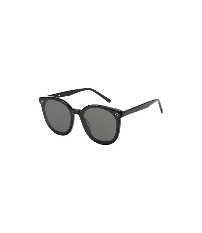 Yaya 03-703013-402 Jenn sunglasses in rounded butterfly design with black lens