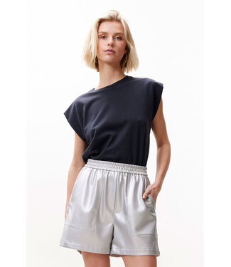 Catwalk Junkie Strong shoulder top