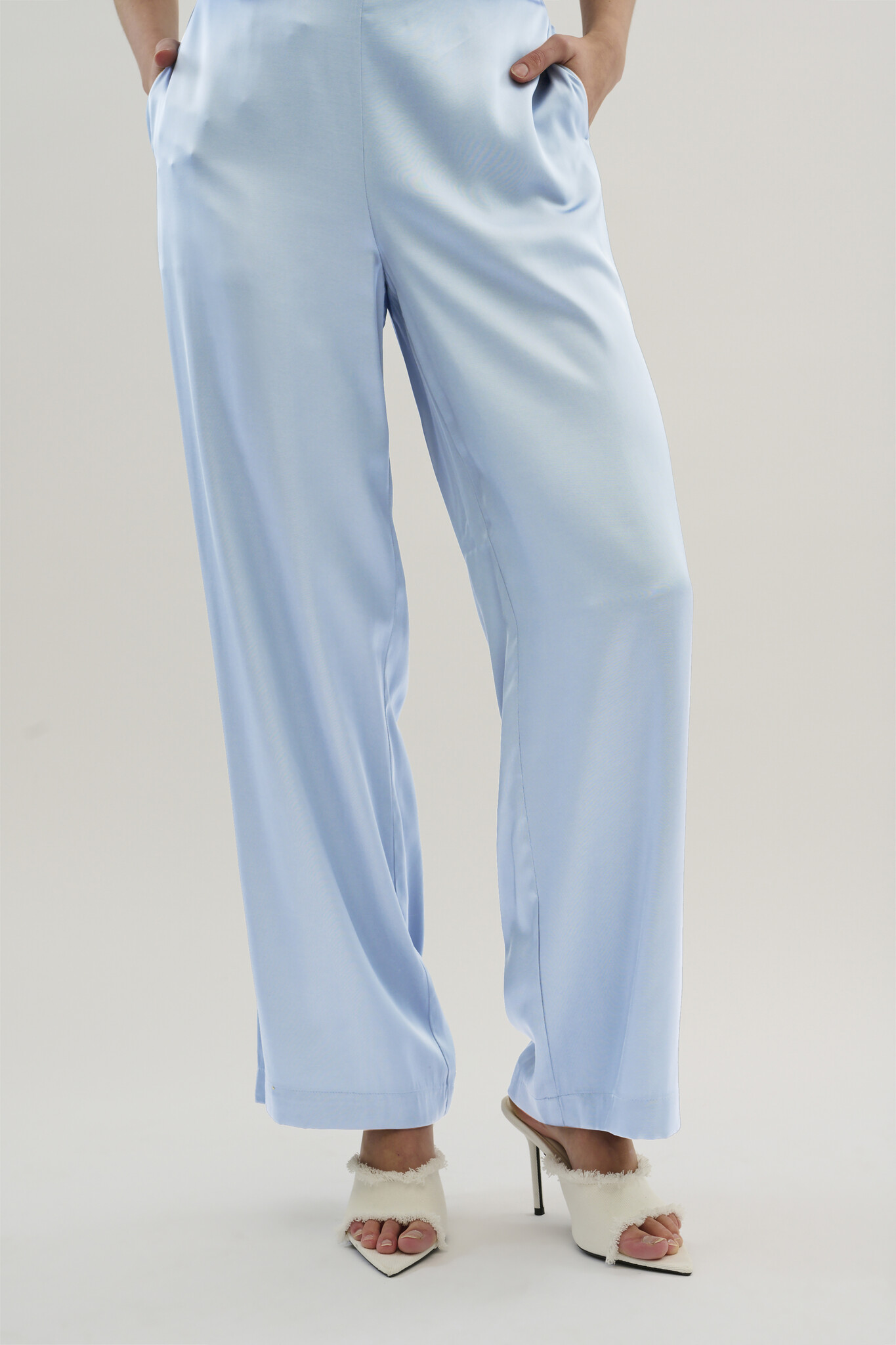 https://cdn.webshopapp.com/shops/223274/files/458964294/file.jpg