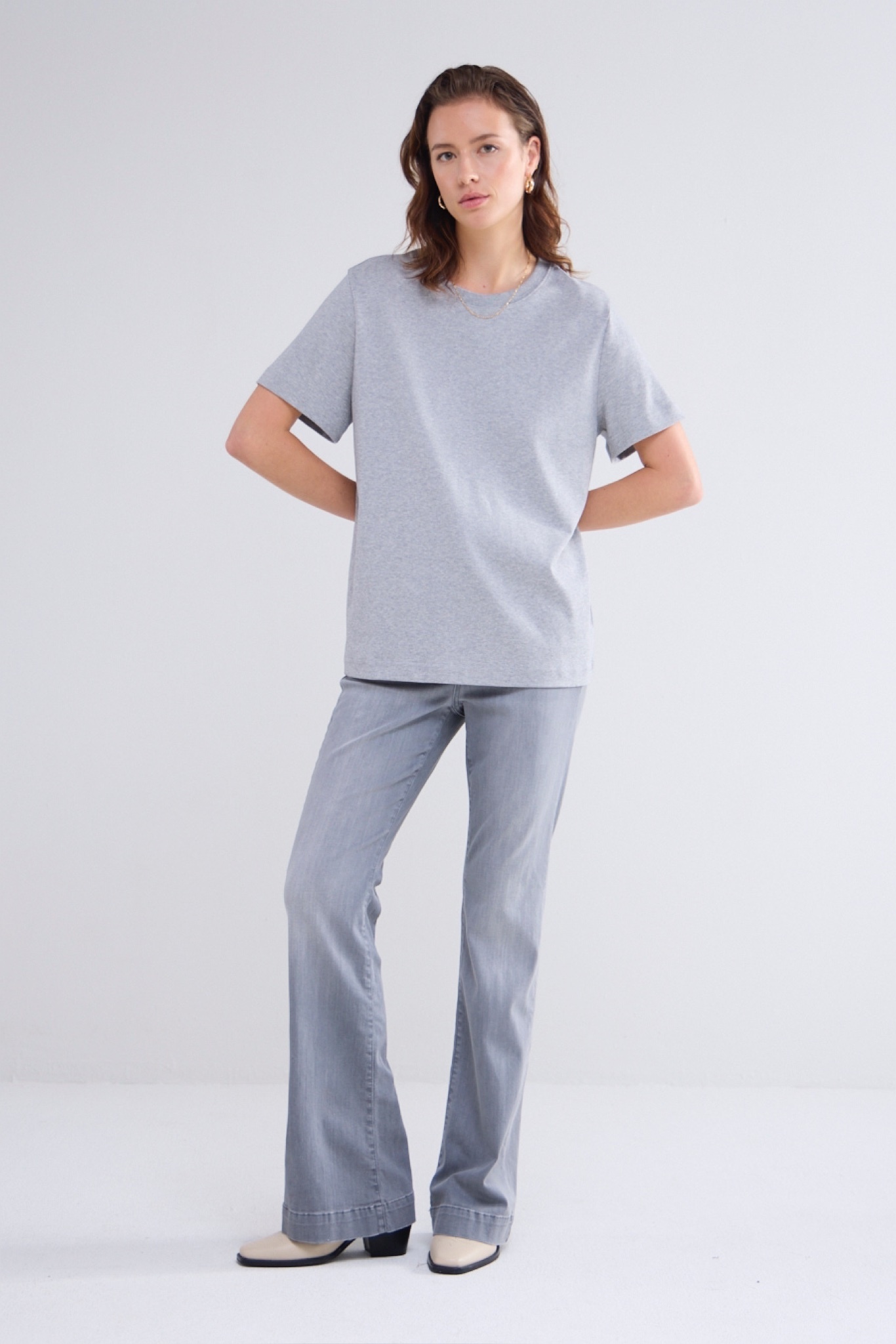 https://cdn.webshopapp.com/shops/223274/files/461705990/file.jpg