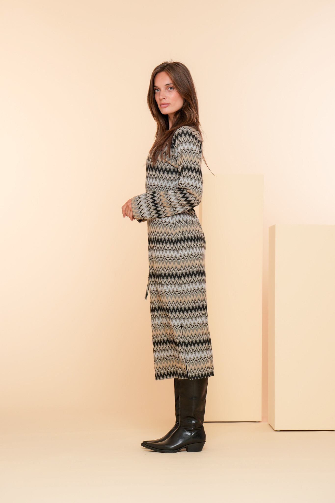 https://cdn.webshopapp.com/shops/223274/files/462042940/file.jpg