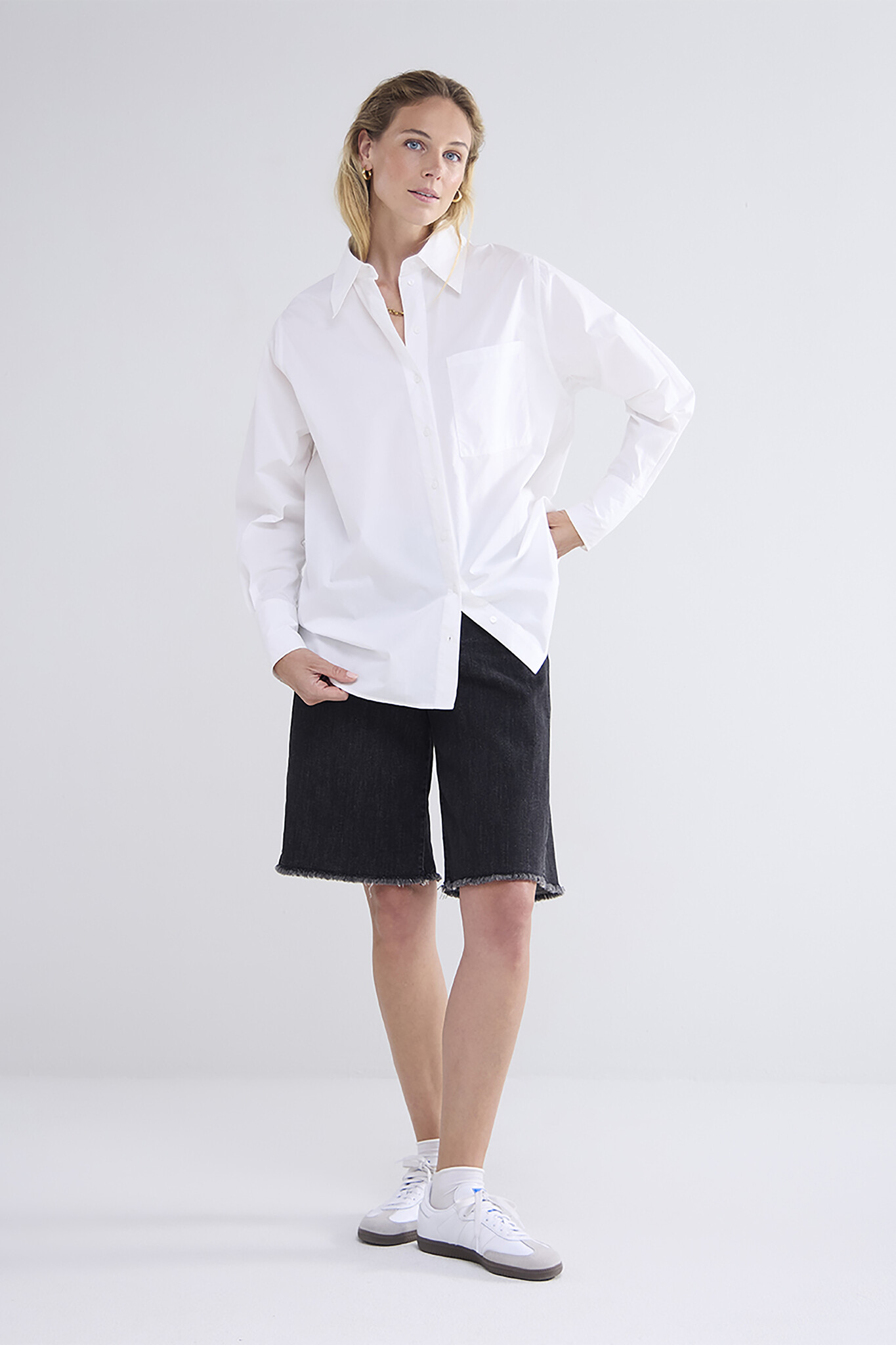 https://cdn.webshopapp.com/shops/223274/files/462545405/file.jpg