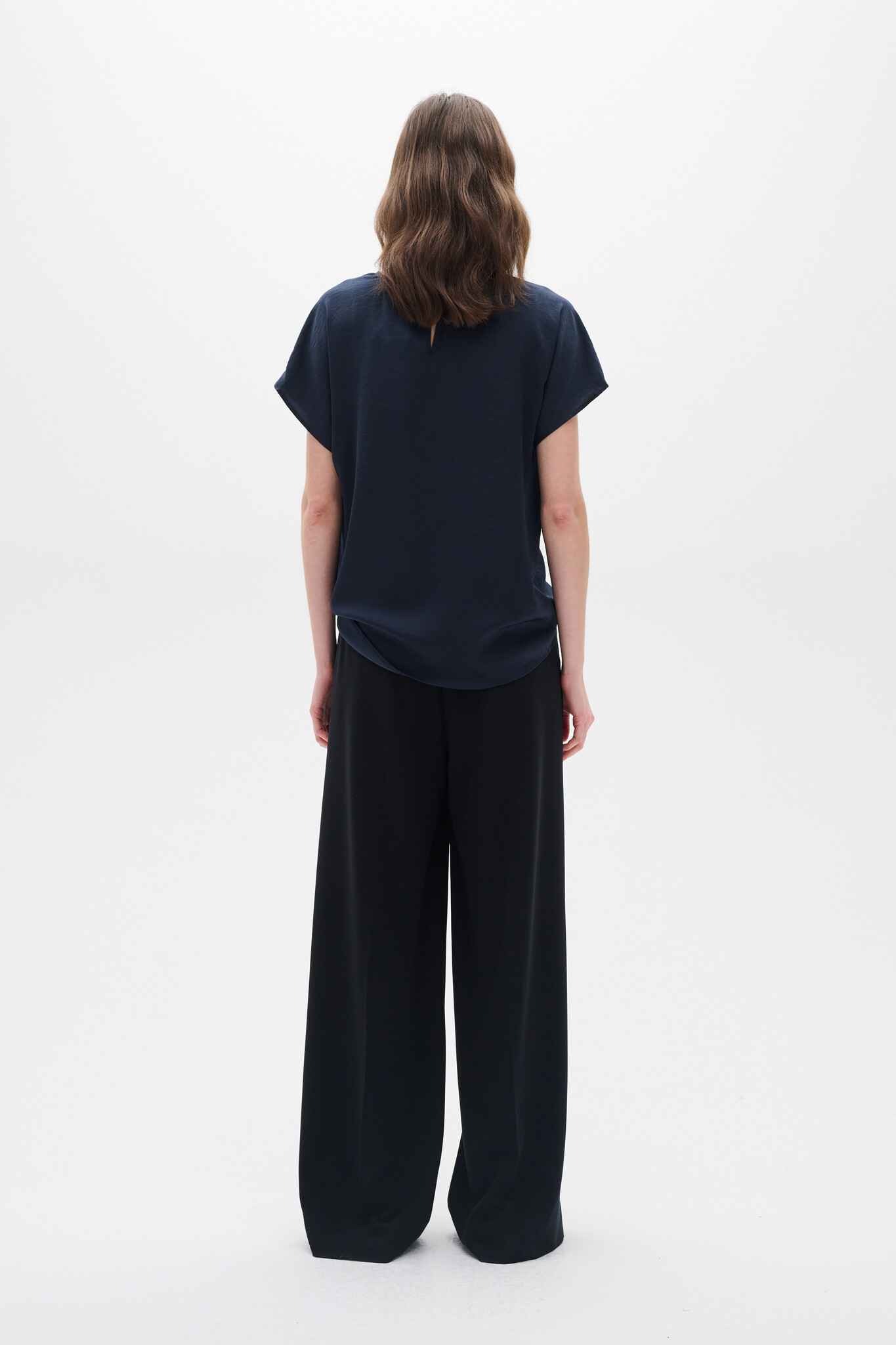 https://cdn.webshopapp.com/shops/223274/files/463326738/file.jpg
