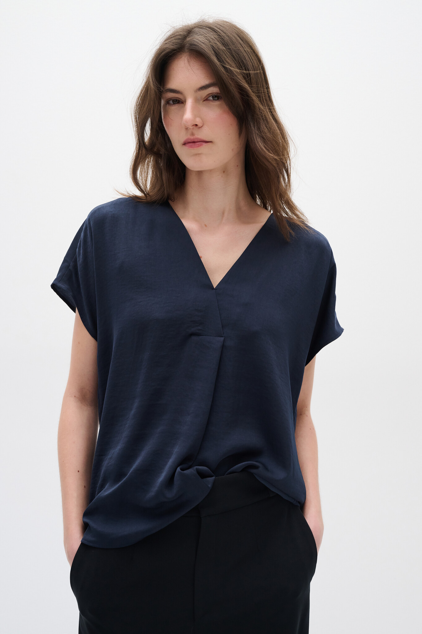 https://cdn.webshopapp.com/shops/223274/files/463326744/file.jpg