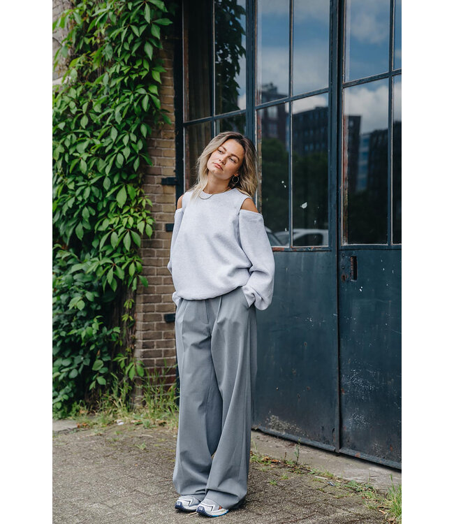 Catwalk Junkie 2402031000 Sweater with cut out