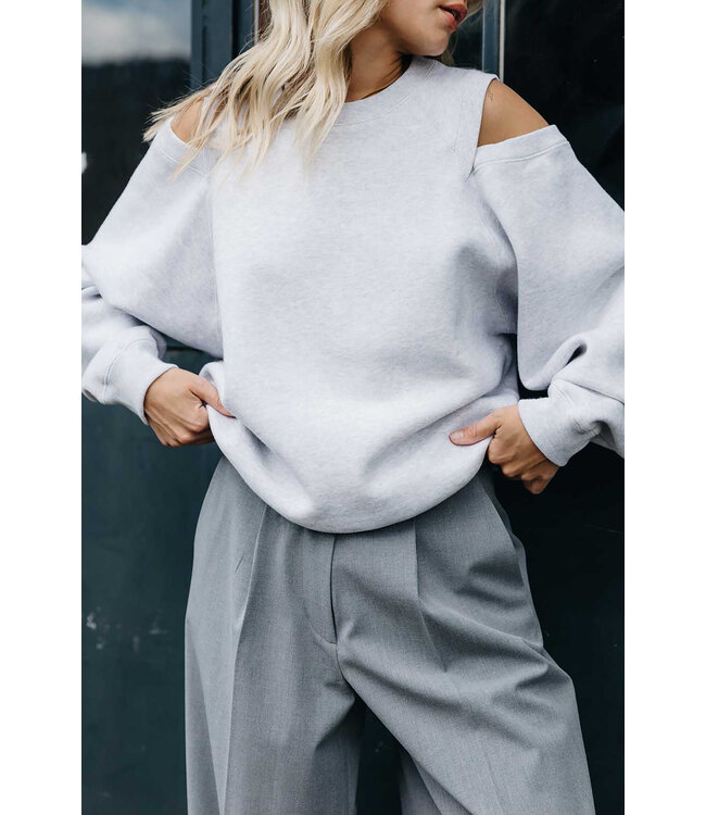 Catwalk Junkie 2402031000 Sweater with cut out