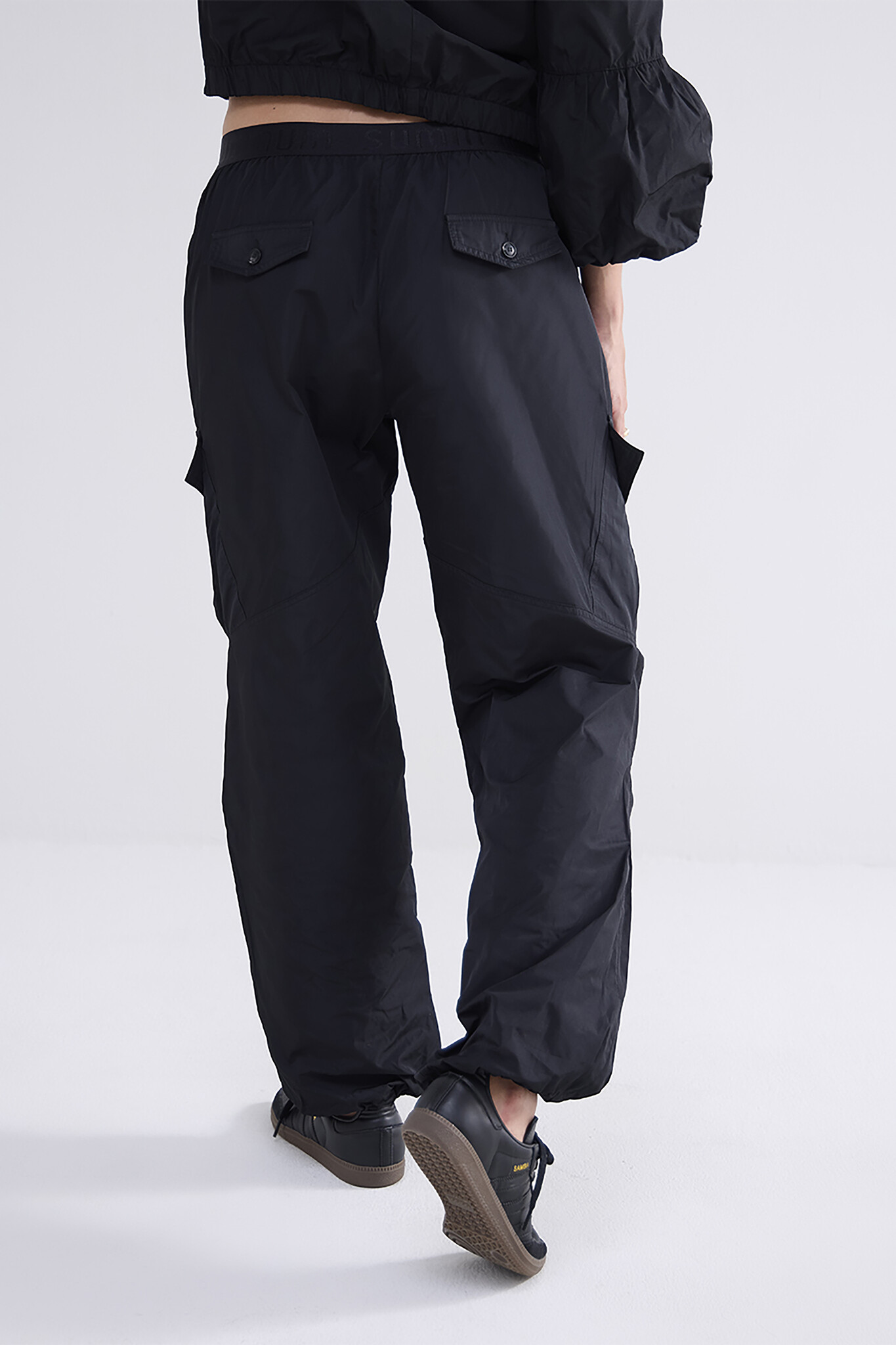 https://cdn.webshopapp.com/shops/223274/files/463465626/file.jpg