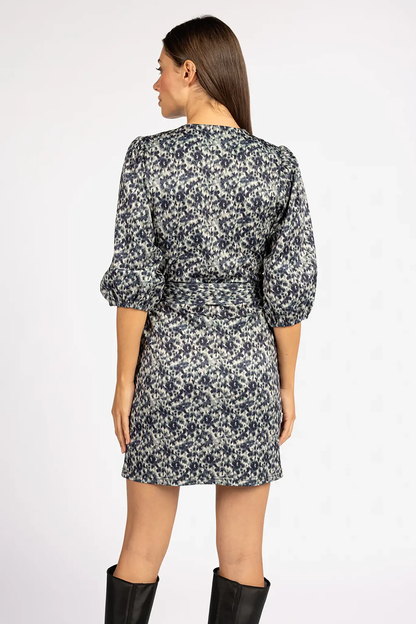 https://cdn.webshopapp.com/shops/223274/files/463843520/file.jpg