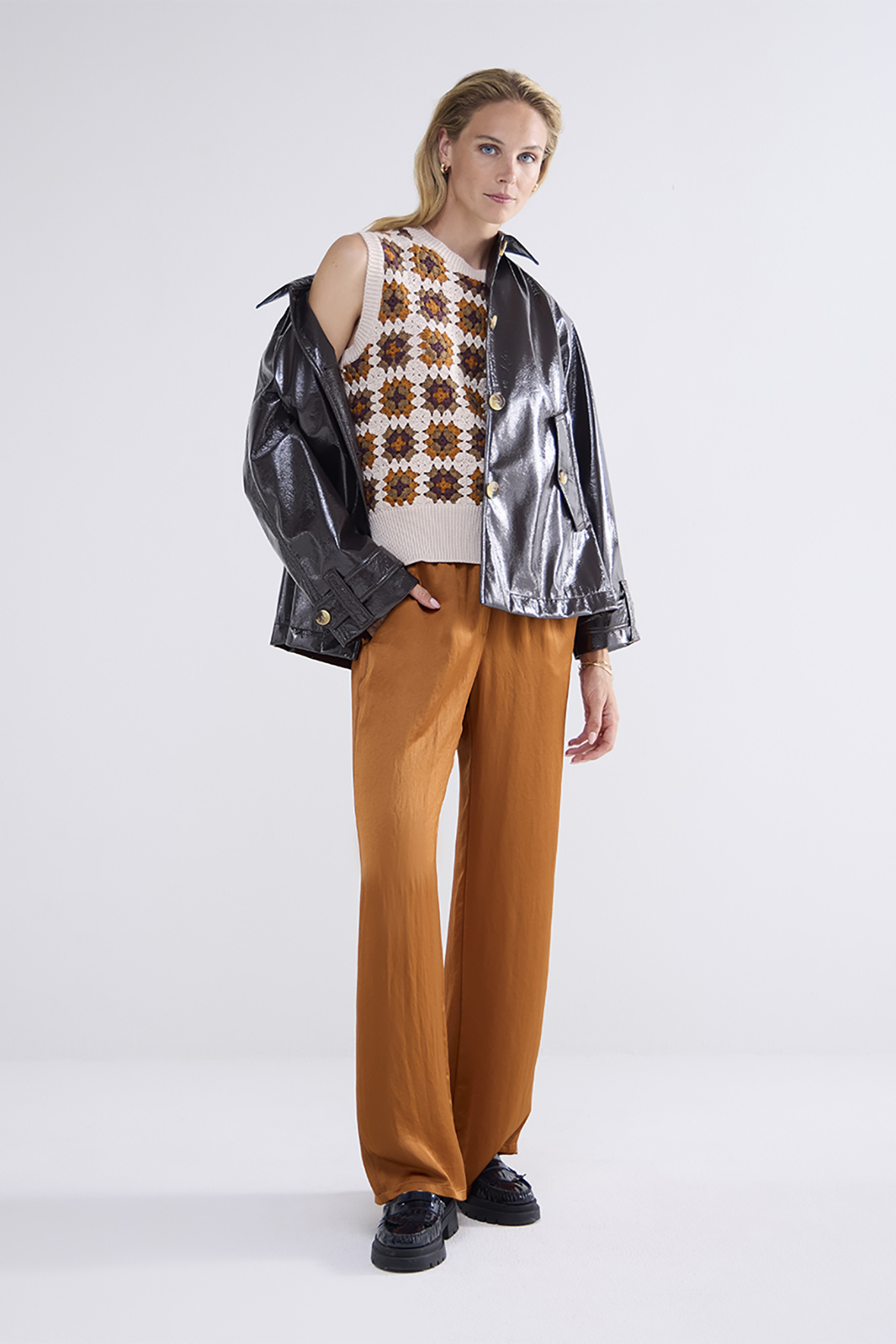 https://cdn.webshopapp.com/shops/223274/files/465102607/file.jpg