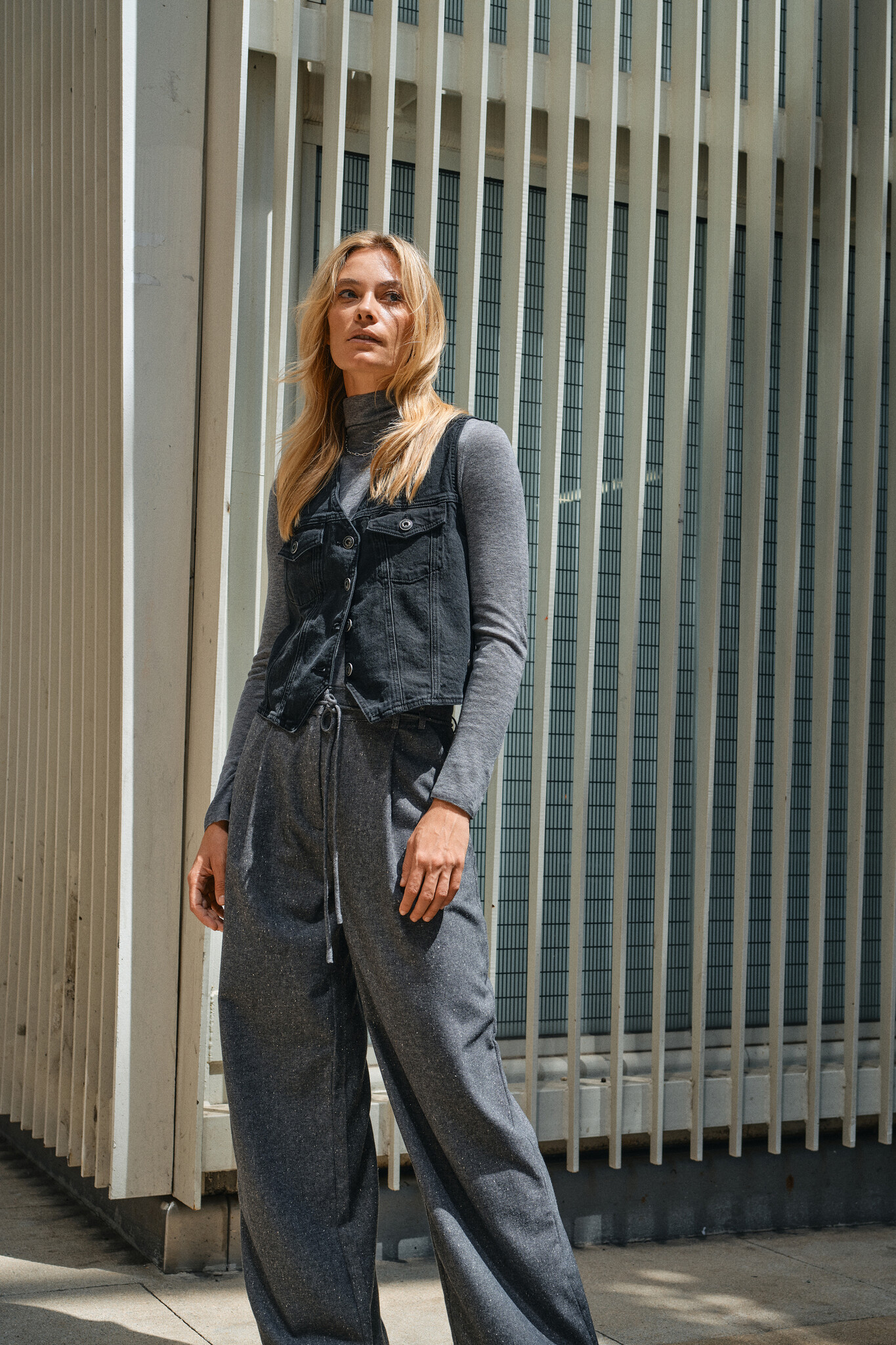 https://cdn.webshopapp.com/shops/223274/files/465359577/file.jpg