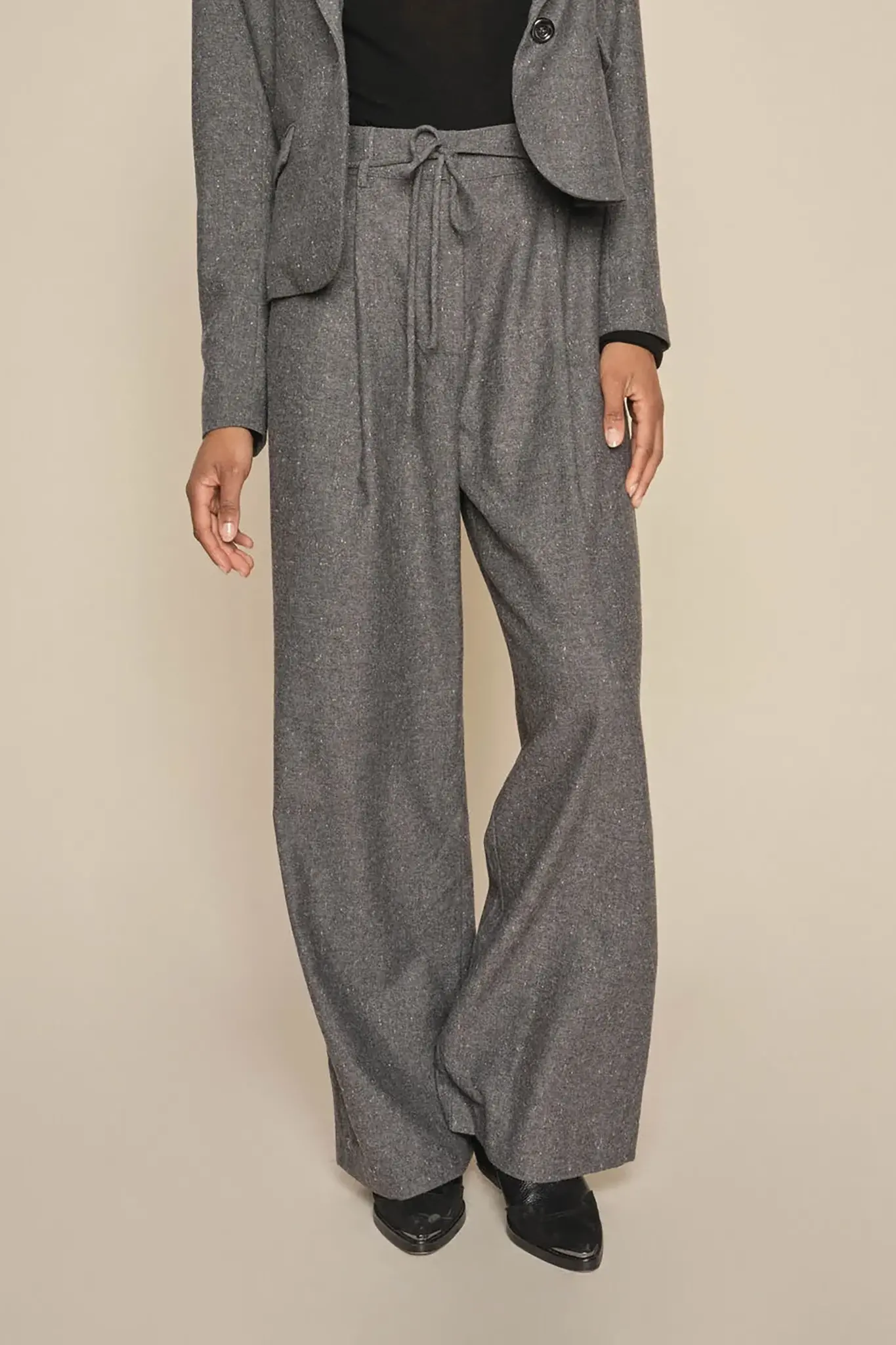 https://cdn.webshopapp.com/shops/223274/files/465359607/file.jpg