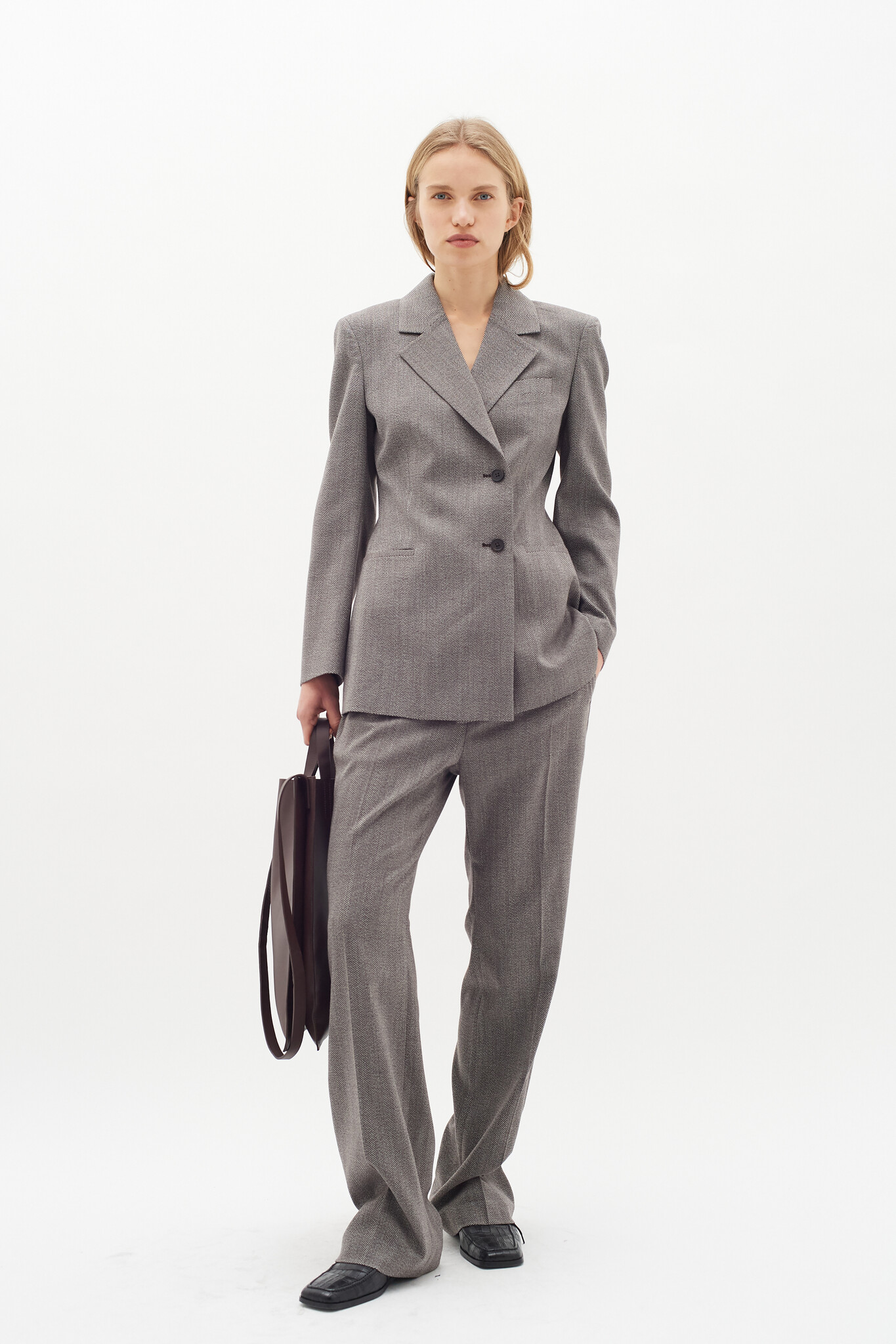 https://cdn.webshopapp.com/shops/223274/files/465687841/file.jpg