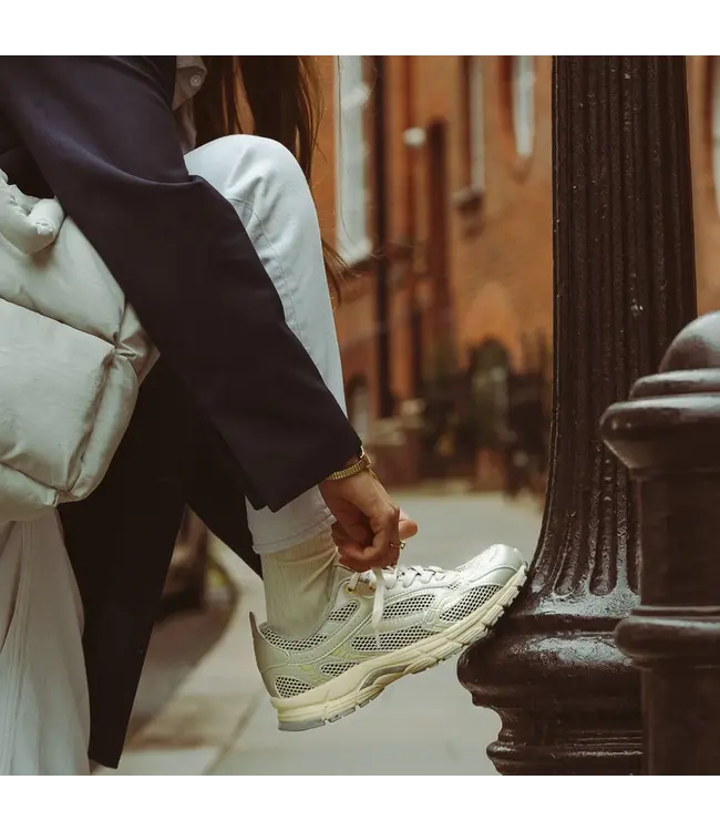 Mercer ME243001 The Re-Run Champagne