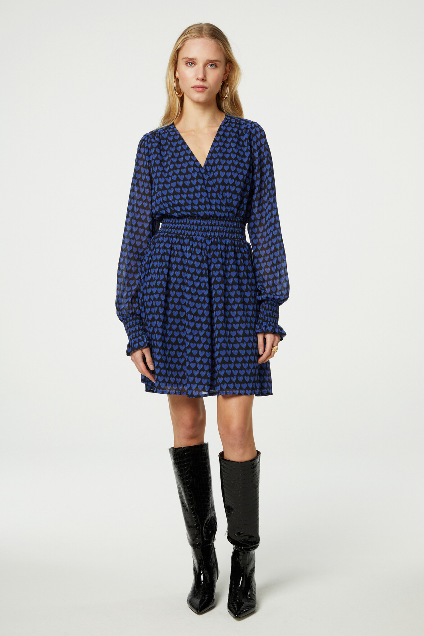 https://cdn.webshopapp.com/shops/223274/files/466533477/file.jpg