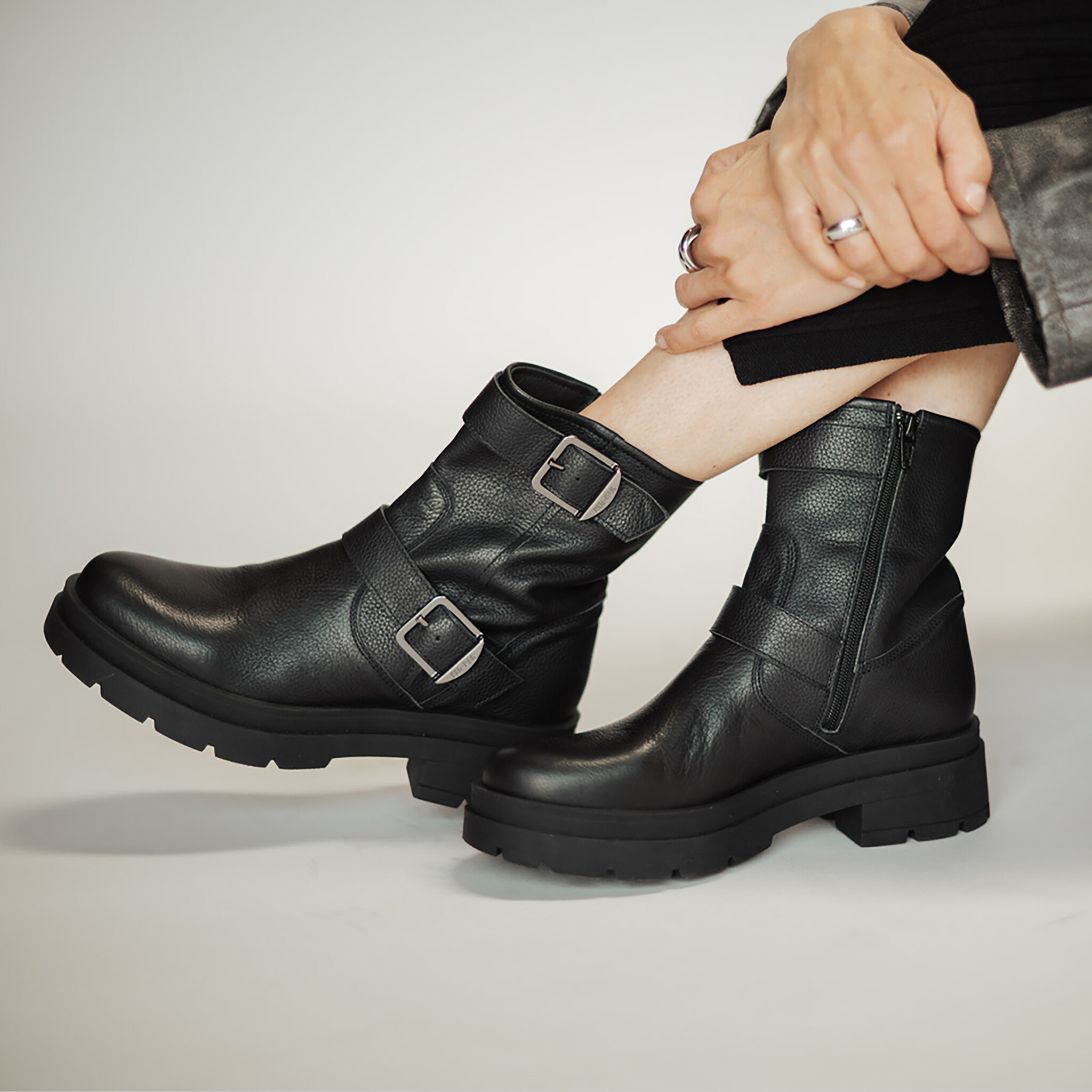 https://cdn.webshopapp.com/shops/223274/files/466848592/file.jpg