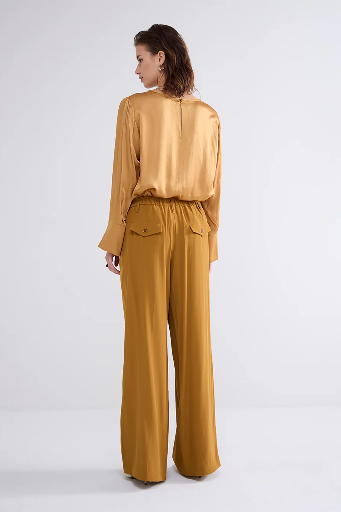 https://cdn.webshopapp.com/shops/223274/files/467059063/file.jpg