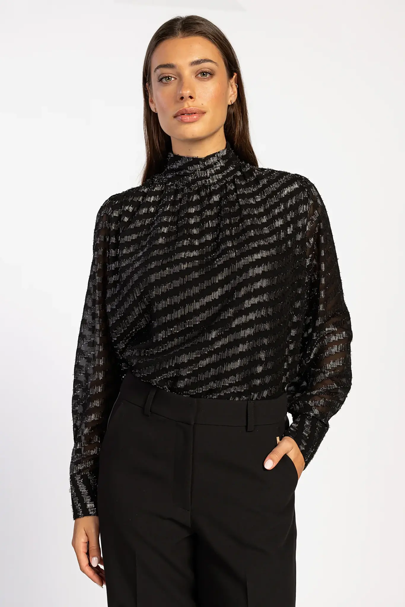 https://cdn.webshopapp.com/shops/223274/files/467242589/file.jpg