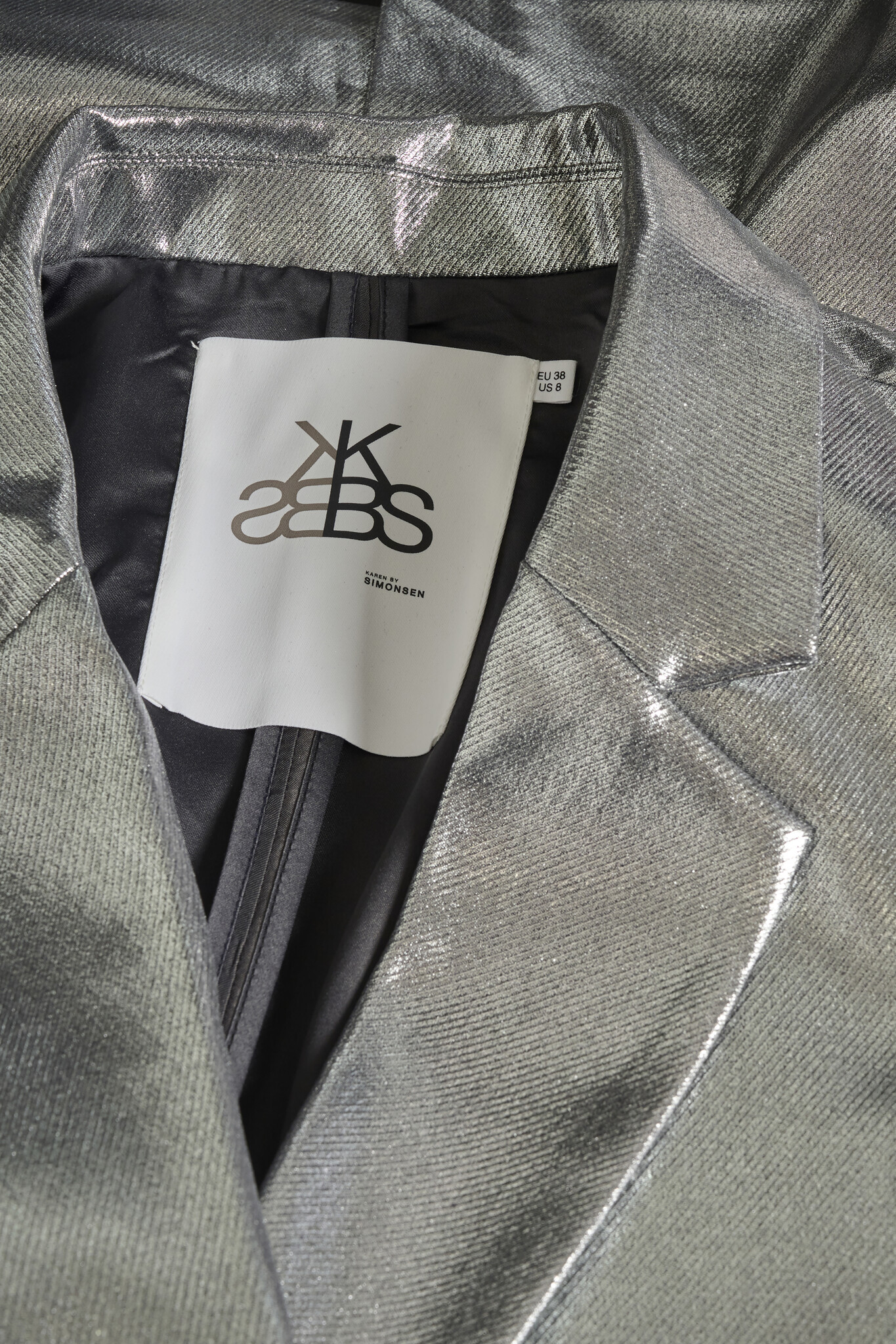 https://cdn.webshopapp.com/shops/223274/files/467255323/file.jpg