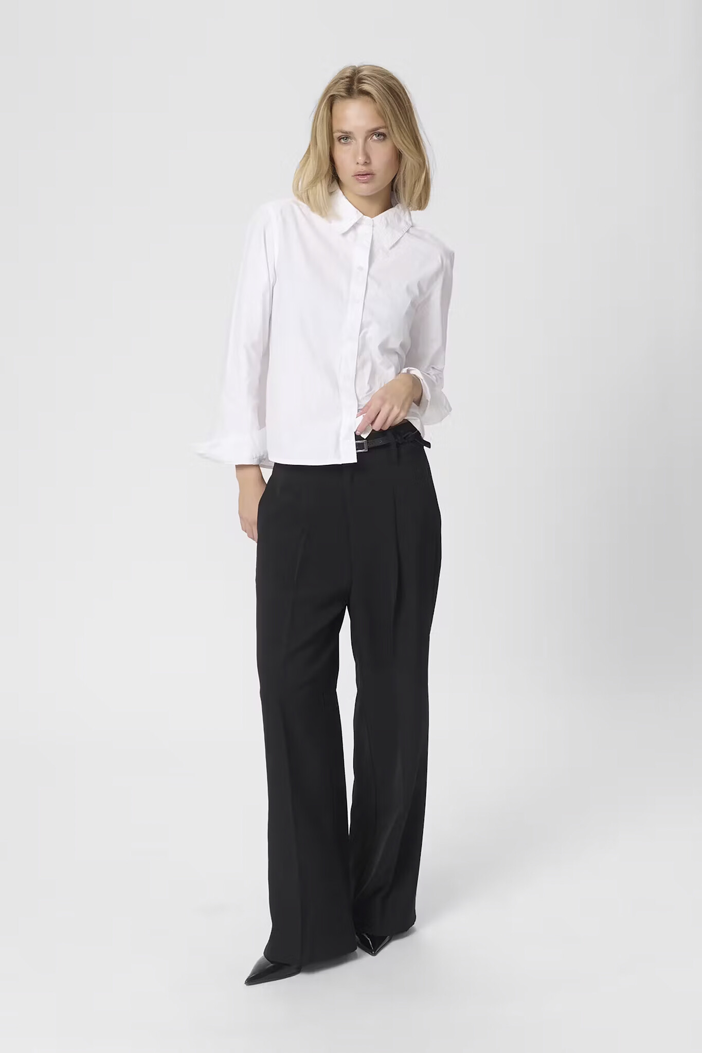 https://cdn.webshopapp.com/shops/223274/files/469146626/file.jpg