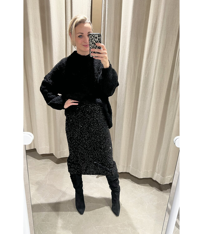 VROUW Limited 6880 Sequined Velvet Skirt