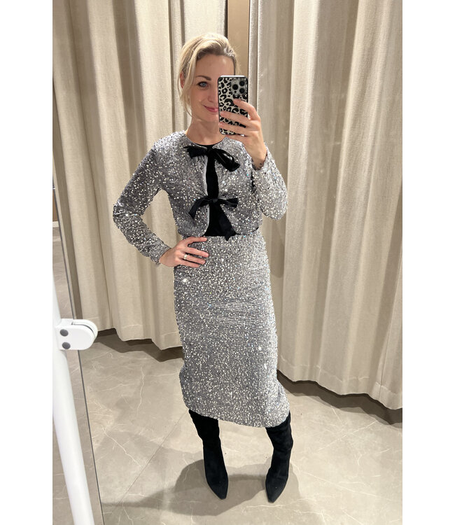 VROUW Limited 6880 Sequined Velvet Skirt