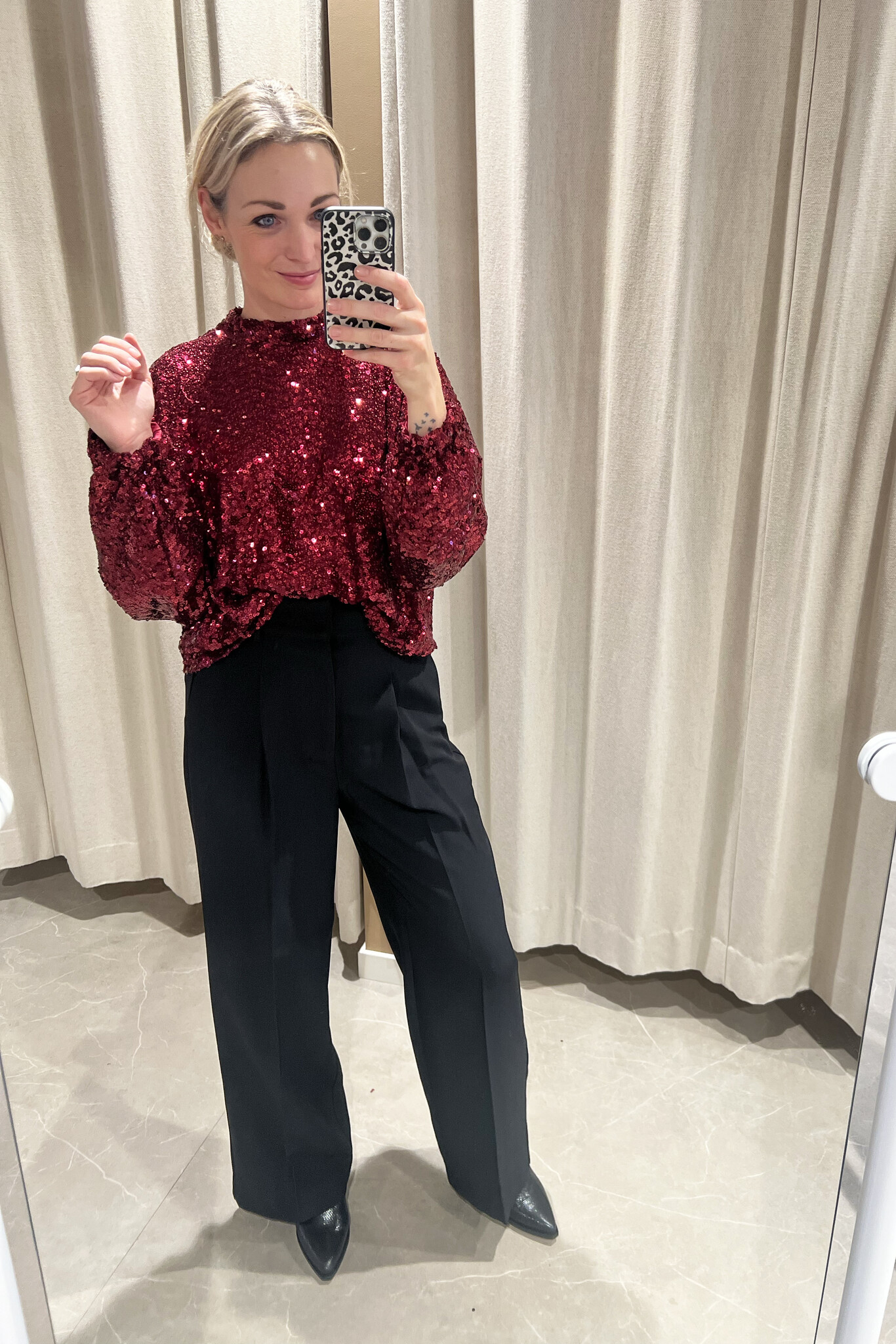 https://cdn.webshopapp.com/shops/223274/files/469206419/file.jpg
