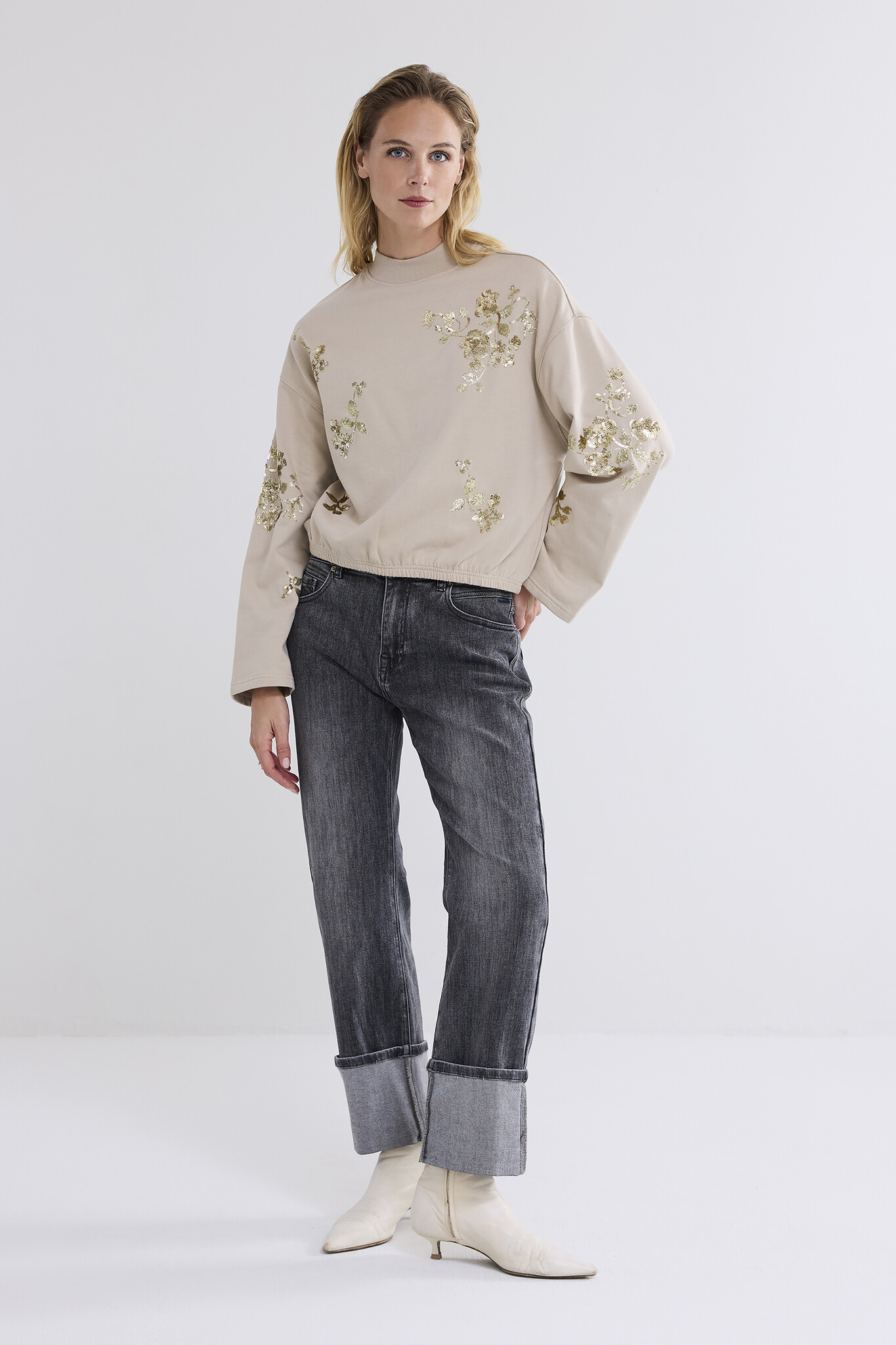 https://cdn.webshopapp.com/shops/223274/files/469423972/file.jpg