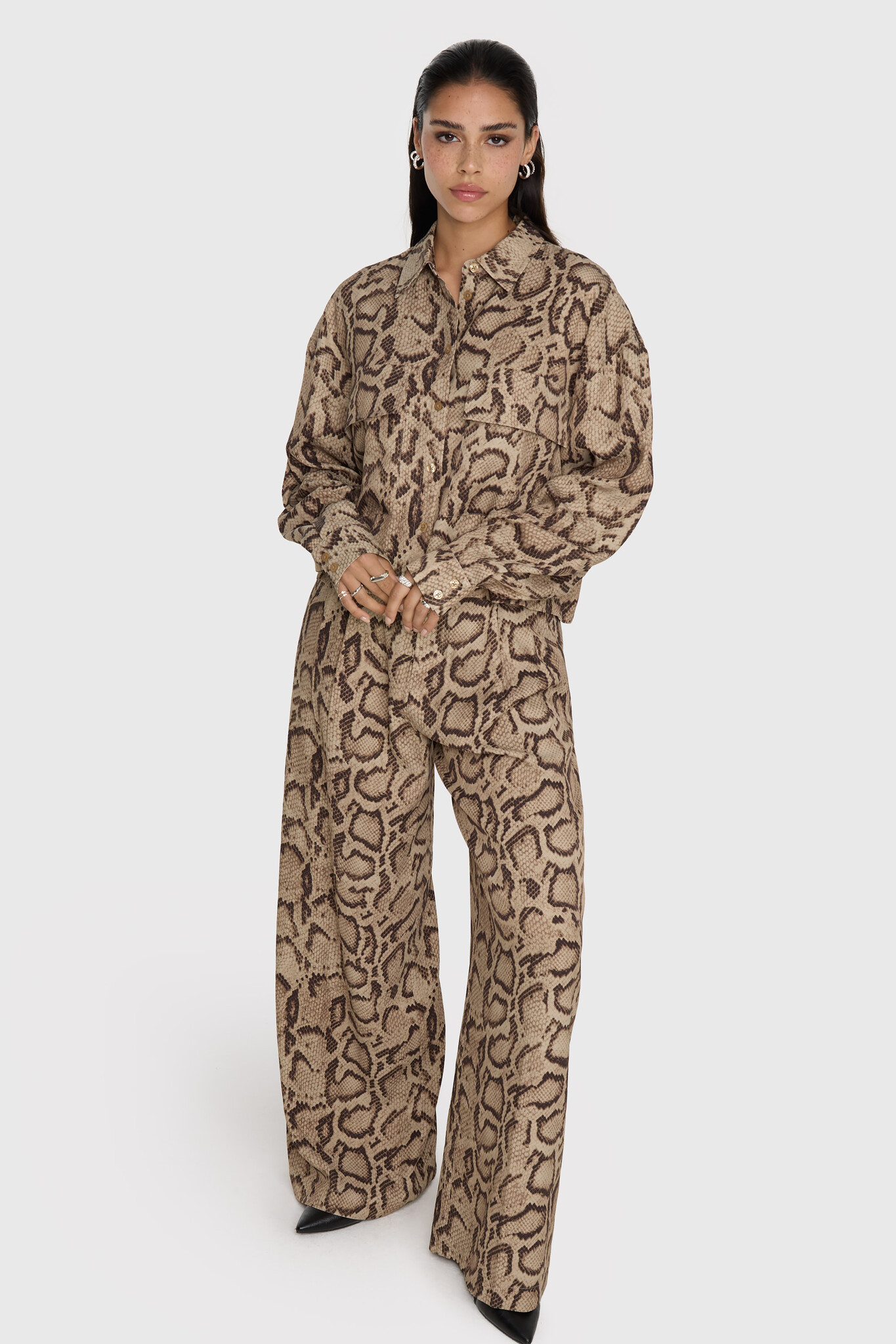 https://cdn.webshopapp.com/shops/223274/files/469500178/file.jpg